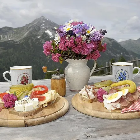 Lasshofer Pensjonat 3*